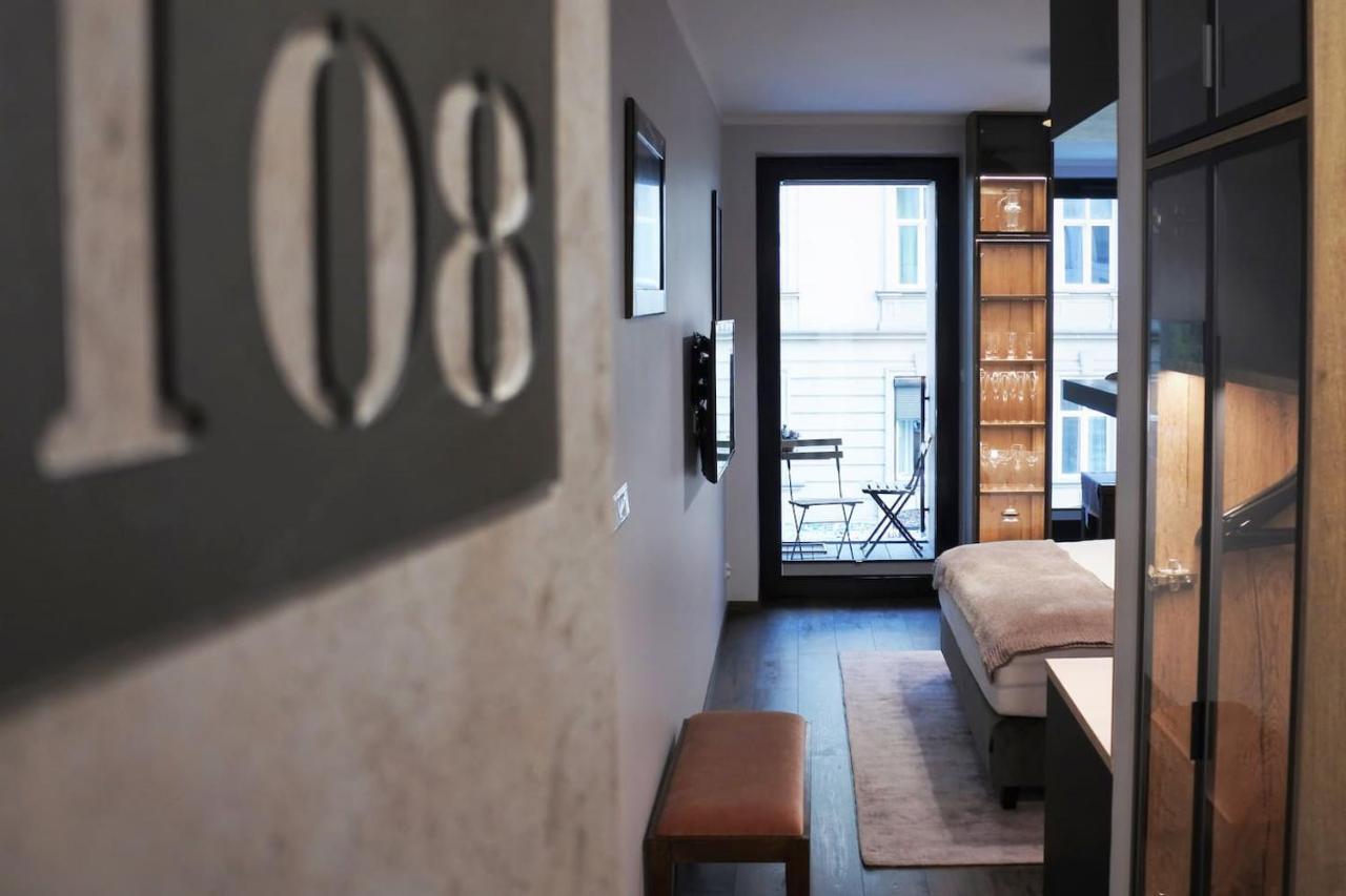 Boutique 108 - Old City, Luxury Apt. With A Garage Kraków Eksteriør billede