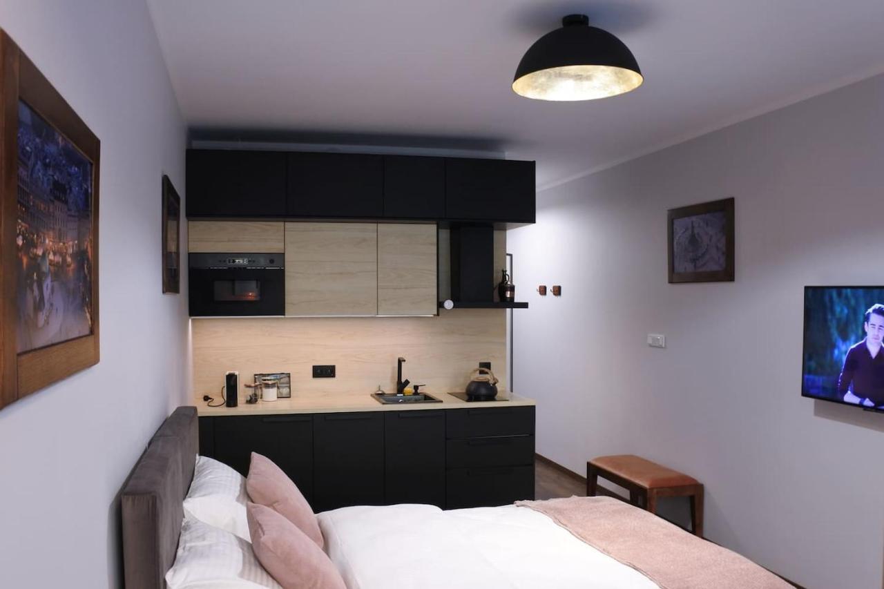 Boutique 108 - Old City, Luxury Apt. With A Garage Kraków Eksteriør billede
